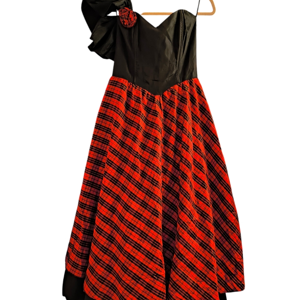 Vintage Gunne Sax Holiday tartan gown